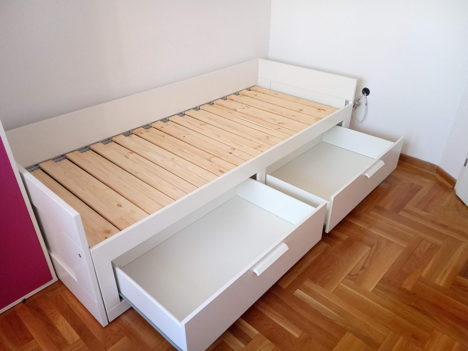 IKEA MALM krevet — Vračar